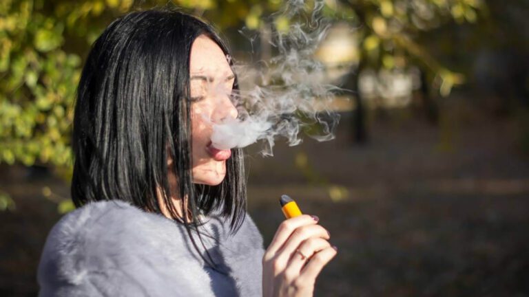 France proposes vaping tax 2025