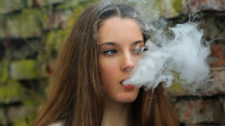 Poland Bans Youth E-cigarette Sales