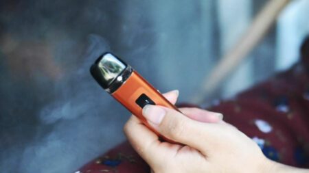 Vietnam bans e-cigarettes fines tourists regulations