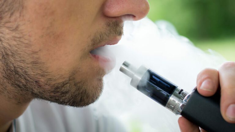 Uzbekistan bans e-cigarettes vaping devices liquids