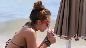Spain Smoking Ban Vaping Youth